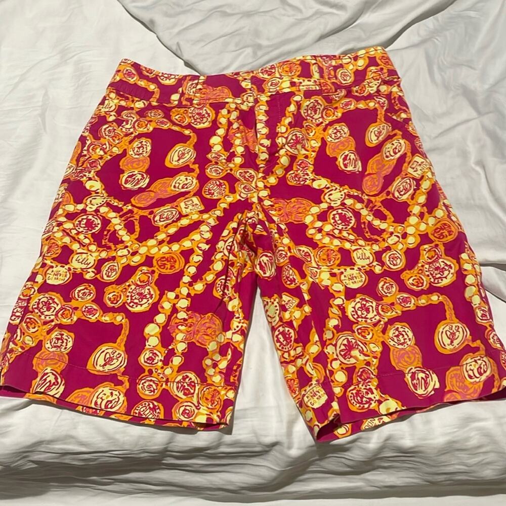 Lilly Pulitzer 6 resort fit Bermuda short pocket raspberry pink yellow print euc